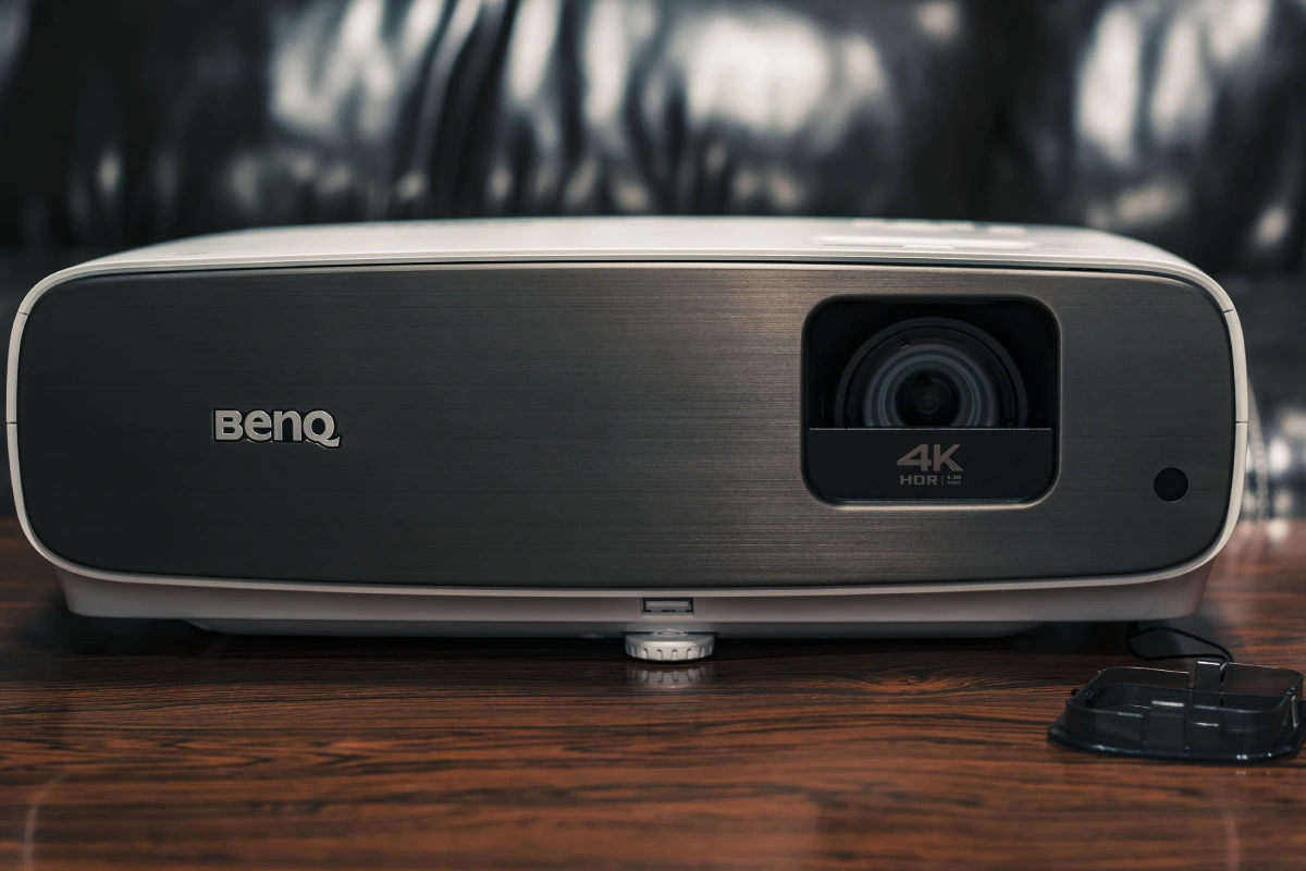 خرید ویدئو پروژکتور بنکیو به صورت اینترنتی از نمایندگی با بهترین قیمت بازار